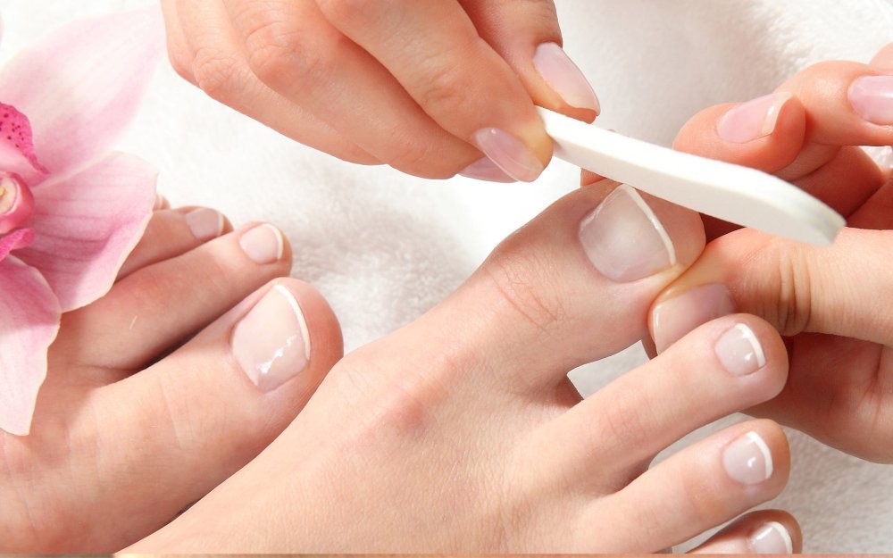 Kestolakkaukset jalkoihin